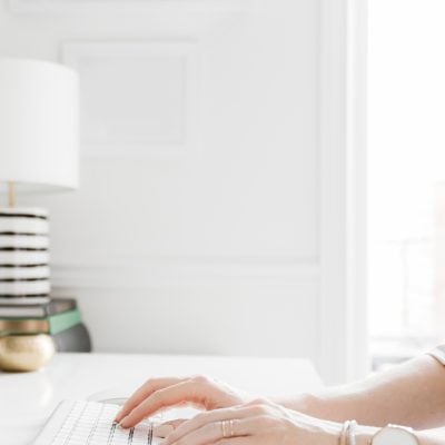 How to grow your email list FAST with a free email course